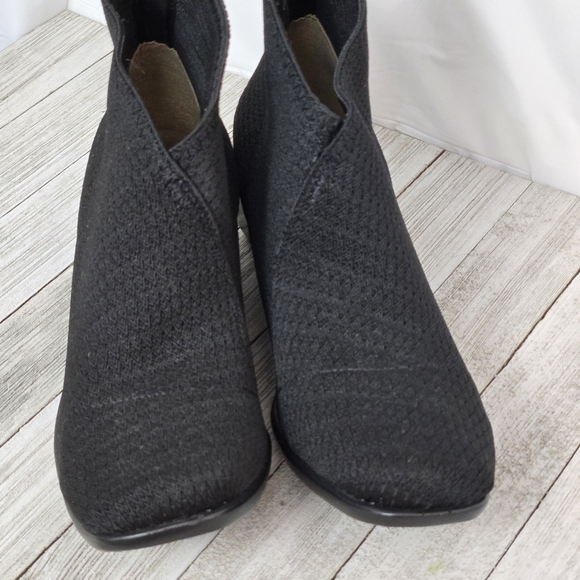 Charleston Shoe Co Lower King Washable Fabric Black Ankle Boots Women's Size 7 - Picture 3 of 9